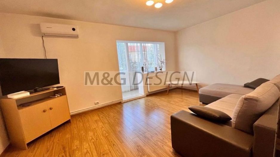 Apartament 3 camere  Lipovei - Poză 1