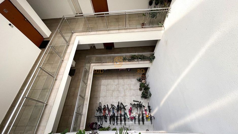 Apartament 3 camere de inchiriat, Cartierul Solar, loc de parcare - Poză 35