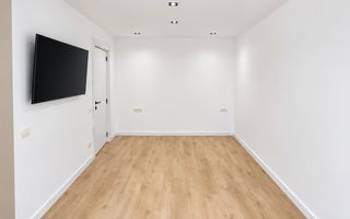Garsoniera de vanzare, 27mp, renovata 2026, metrou Brancoveanu - Poză 1