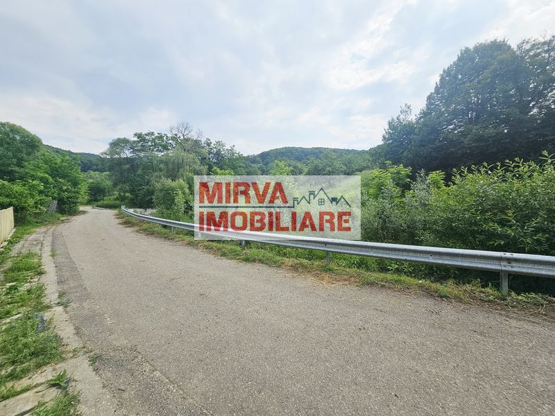 Teren intravilan lângă pădure – 1659 mp,  C.U. P+2E, Vărbilău - Poză 8