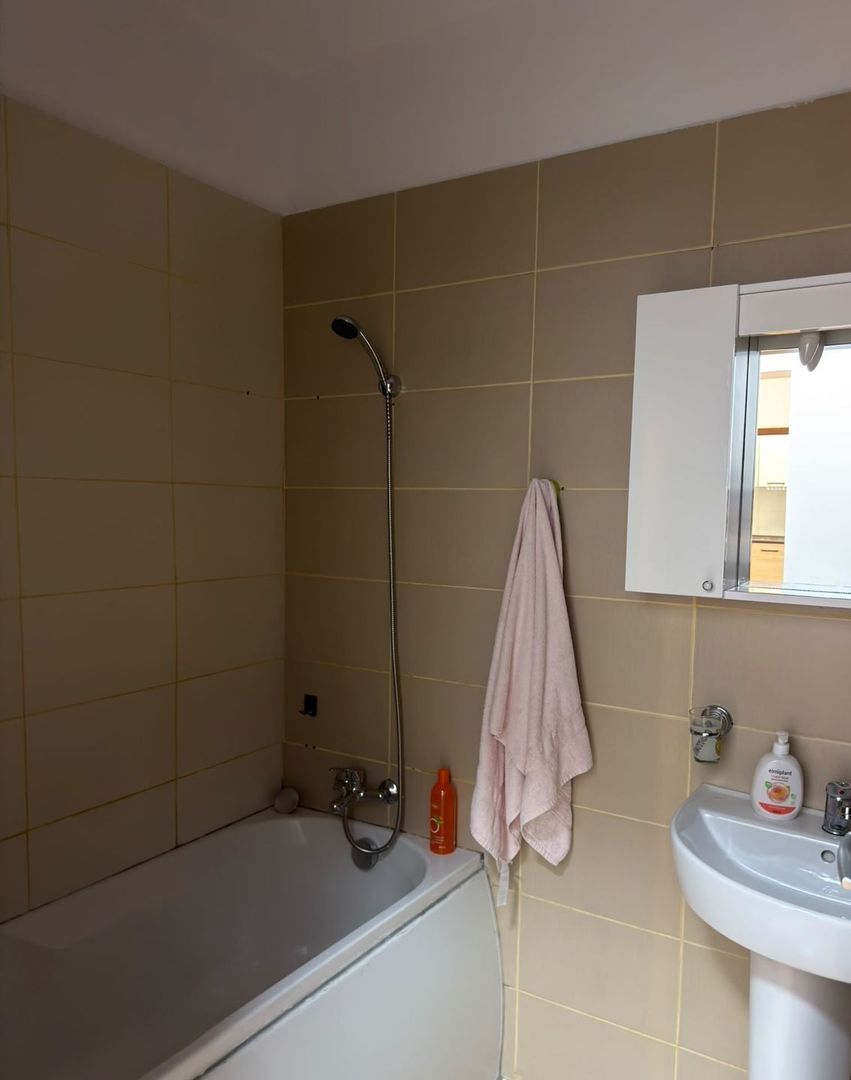 Închiriere Apartament 2 Camere Vitan Centrală, Parcare, Boxă,  Petfriendly - Poză 14