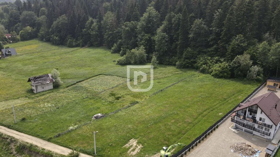 Teren 67 ari INTRAVILAN Voronet Gura Humorului - Poză 1