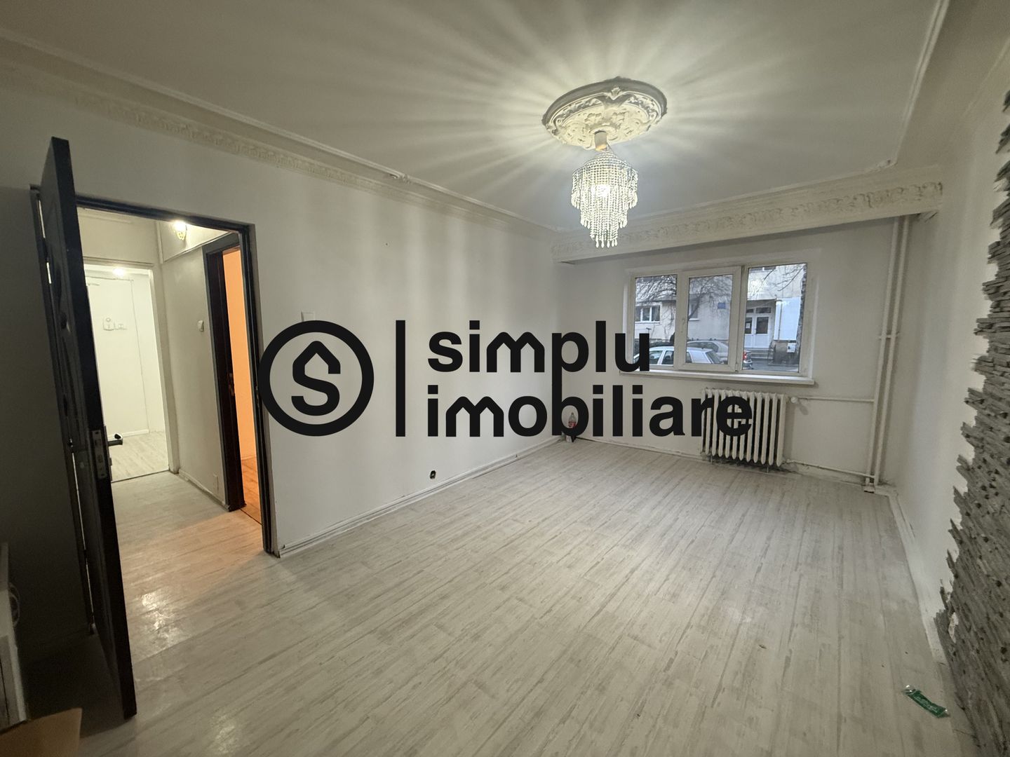 4 decomandate, parter, bilateral, Valea Rosie - 130 000 Euro - Poză 1