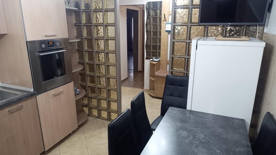 Lipovei | 4 Camere | Decomadat | Etaj Intermediar | Mobilat si Utilat - Poză 3