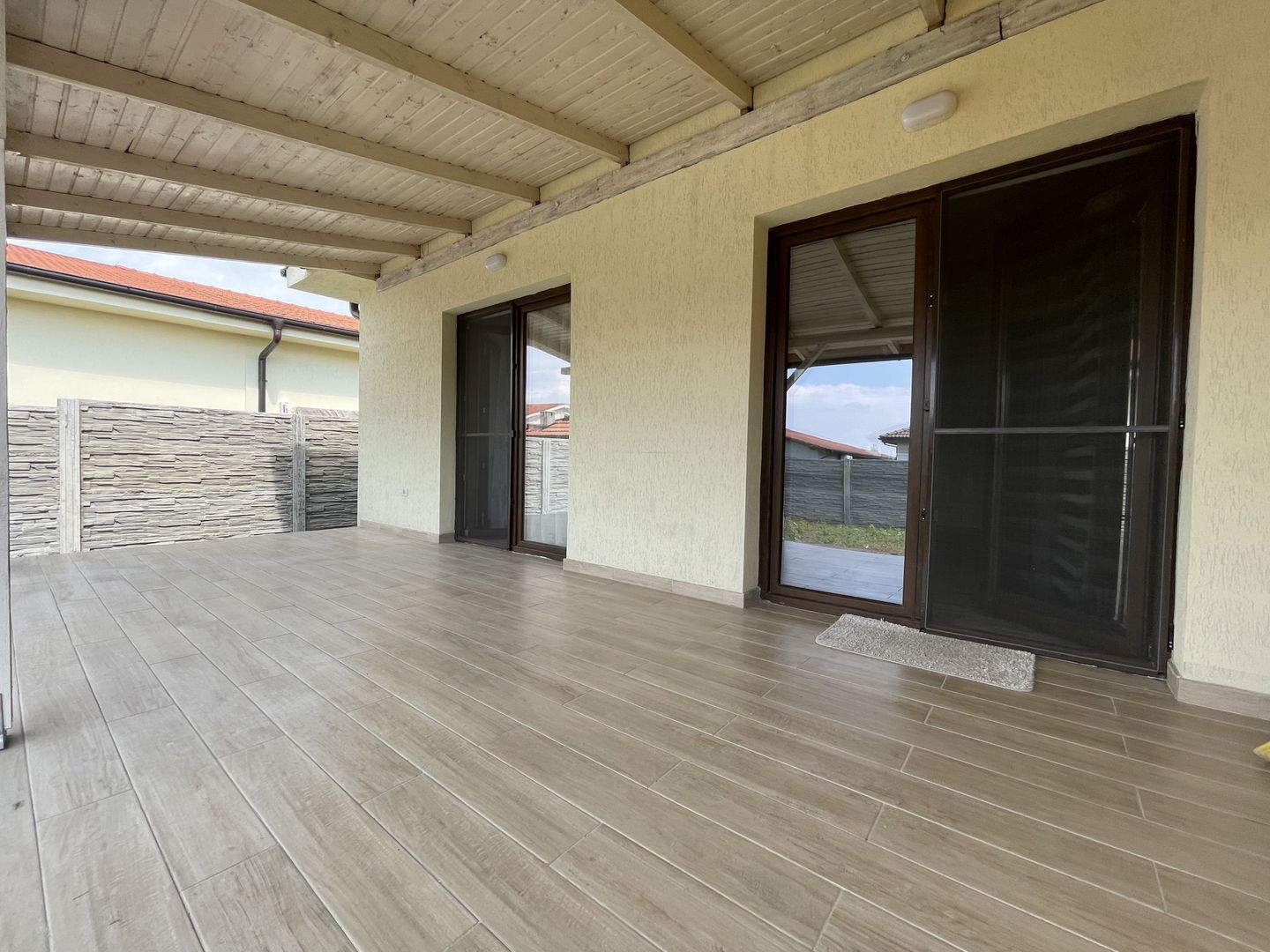 Duplex de inchiriat in Mosnita Noua. - Poză 11