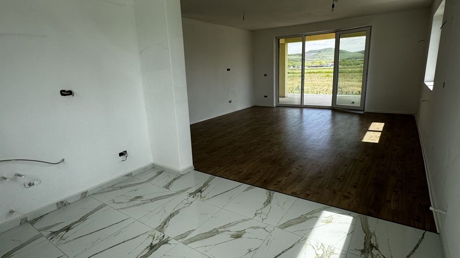 Casa de vânzare în Alba Iulia, zona Micești - Poză 5