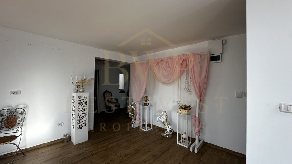 Apartament 2 camere, curte, Braytim - Poză 4