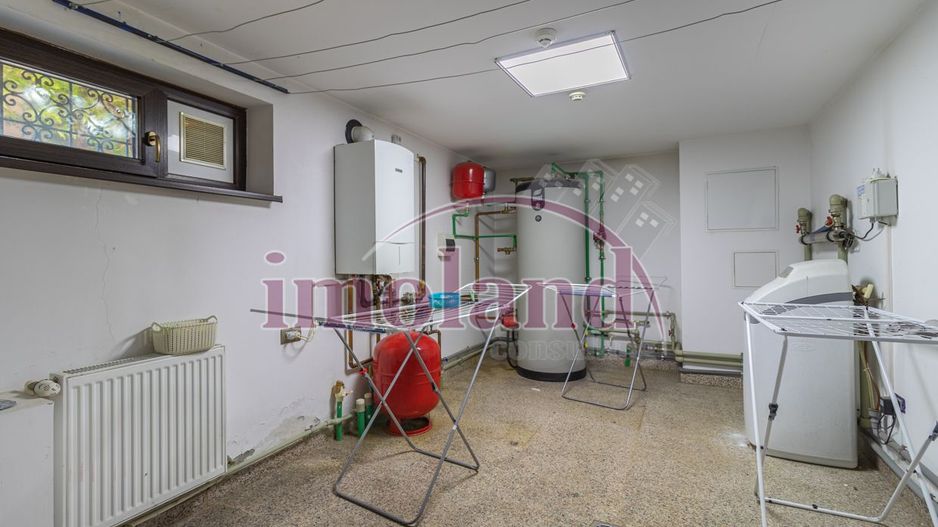 Vila cu piscina si garaj - 6 dormitoare - Pantelimon - Poză 45