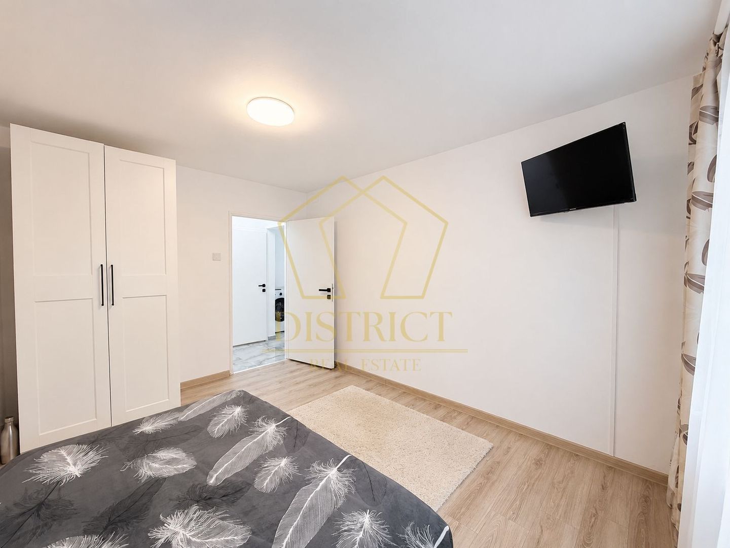 Apartament decomandat cu 3 camere și boxa | Parter | Dâmbovița - Poză 6