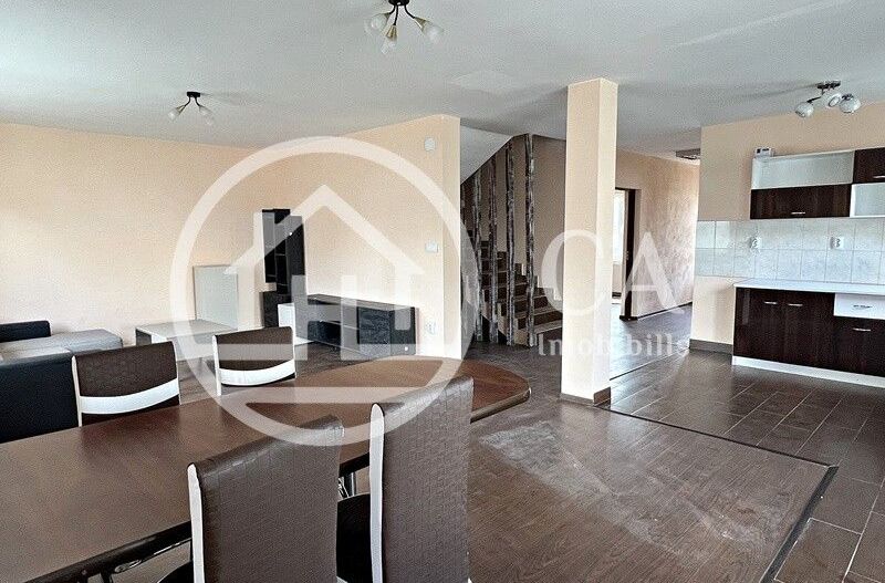 Casă de închiriat cu 5 camere în Cartierul Tineretului, Oradea - Poză 1