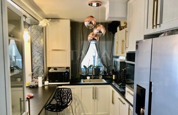 Apartament tip penthouse ultrafinisat, zona Vivo - Poză 4