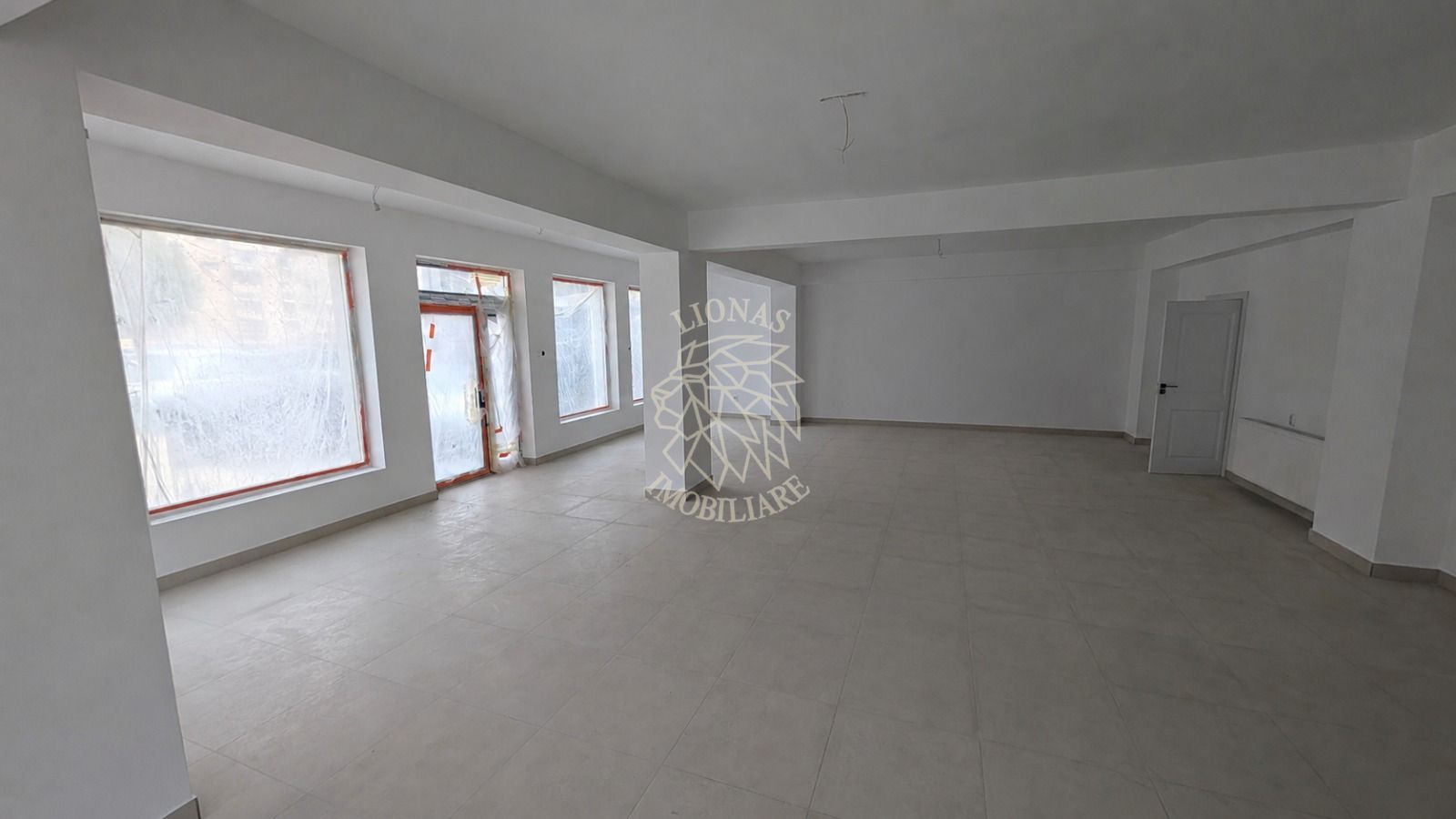 Spstiu Comercial Renovat 130 mp-ideal cabinet, showroom-Independentei - Poză 4