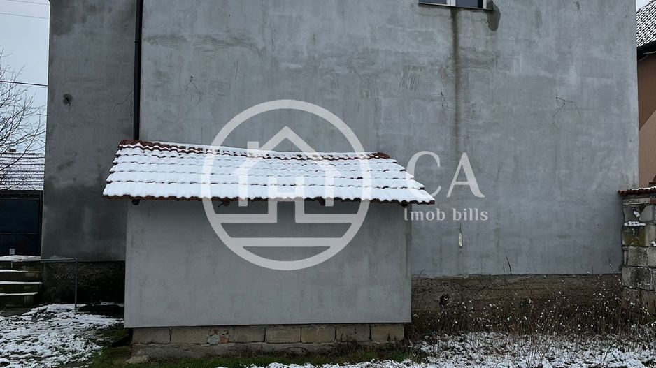 Casa de vanzare D+P+E+M cu 5 camere în Livada De Bihor - Poză 12