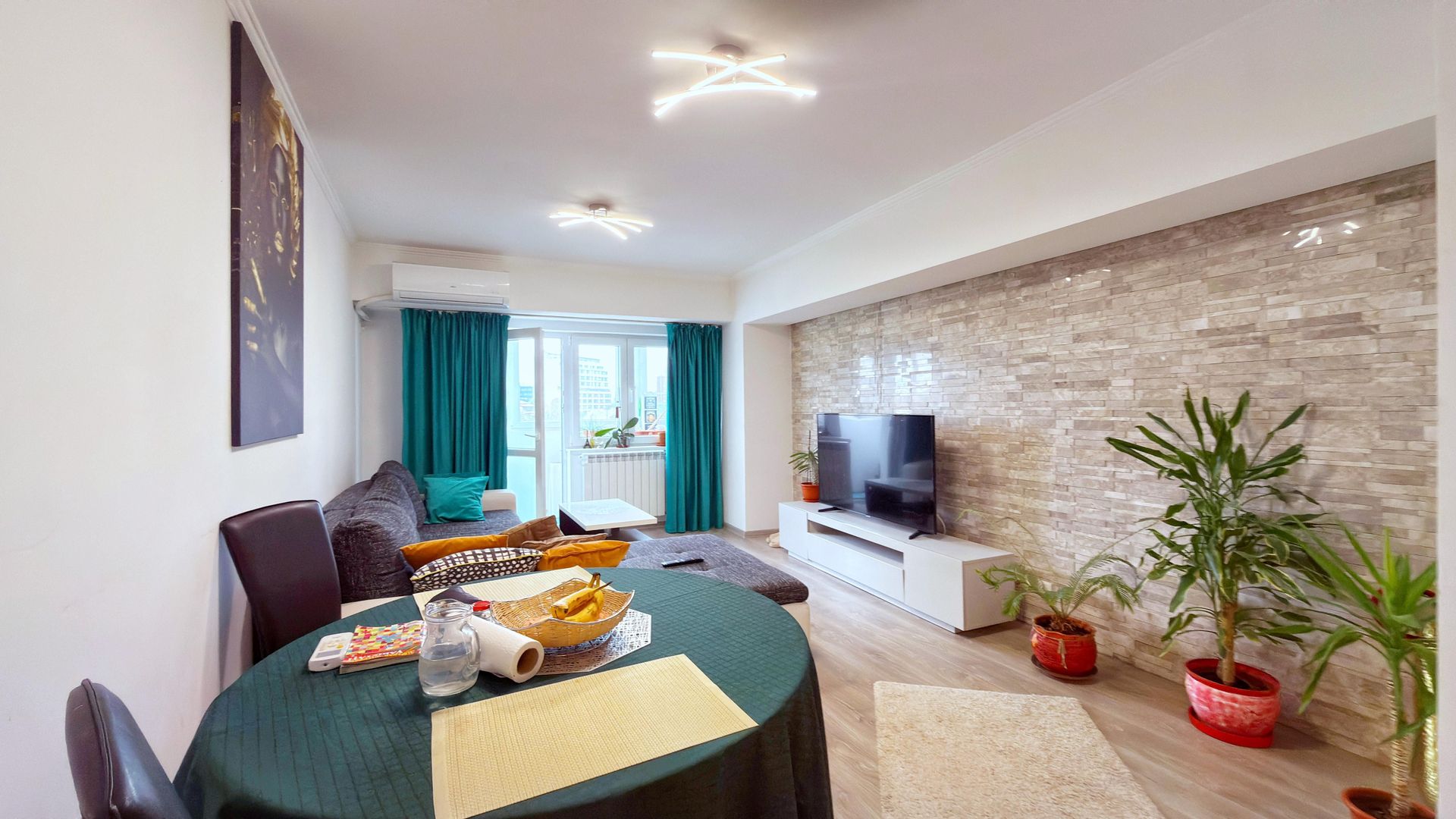3 camere Alba Iulia et 3 vedere rond renovat complet lift Schindler - Poză 8