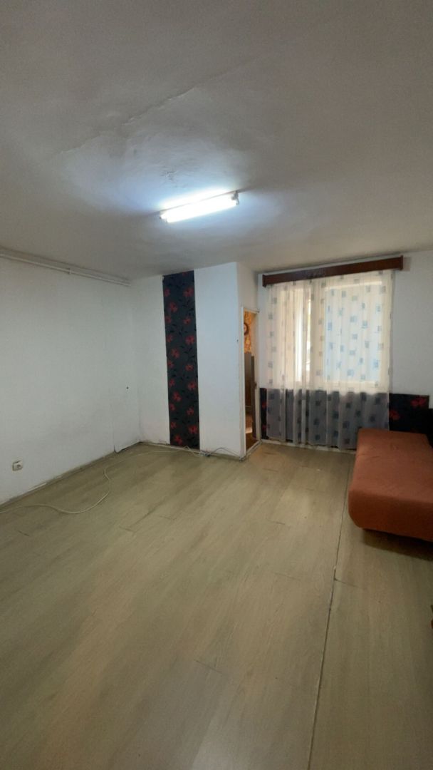 Garsoniera de vanzare in Blaj - Poză 1