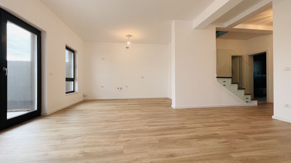 Duplex Ultramodern, impecabil executat | 4 dormitoare & 2 terase - Poză 14