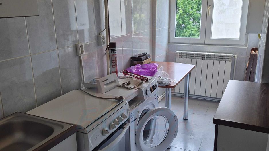SE INCHIRIAZA APARTAMENT 1 CAMERA, MAZEPA 1, 250 EURO - Poză 3