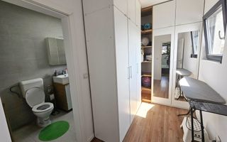 Casa moderna mobilata, utilata, 5 camere, 3 bai, 444 mp teren - Poză 18