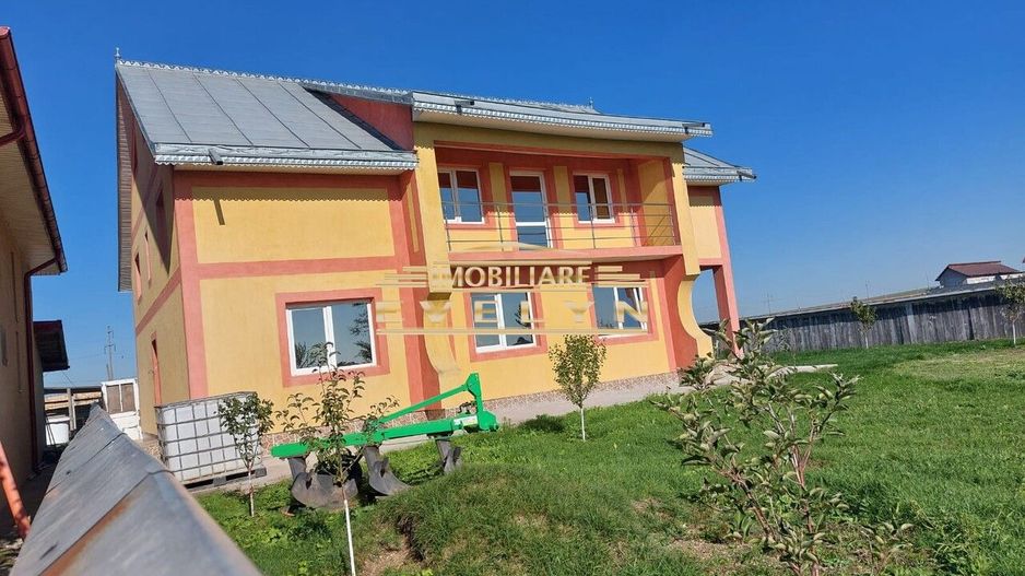 De vânzare casa P+M în Brehuiesti, pozitionata la strada principala - Poză 3
