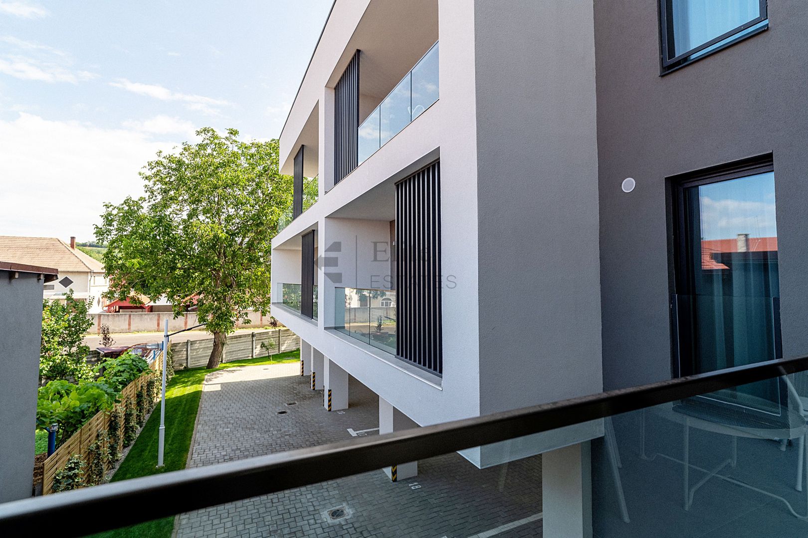 Apartament cu 2 camere de inchiriat EAS Residence Oradea - Poză 10