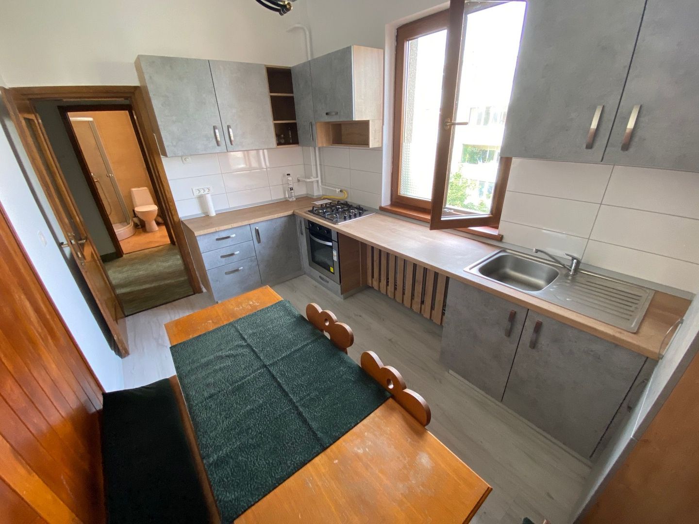 Apartament cu 2 camere de închiriat în zona Medicina - Poză 4