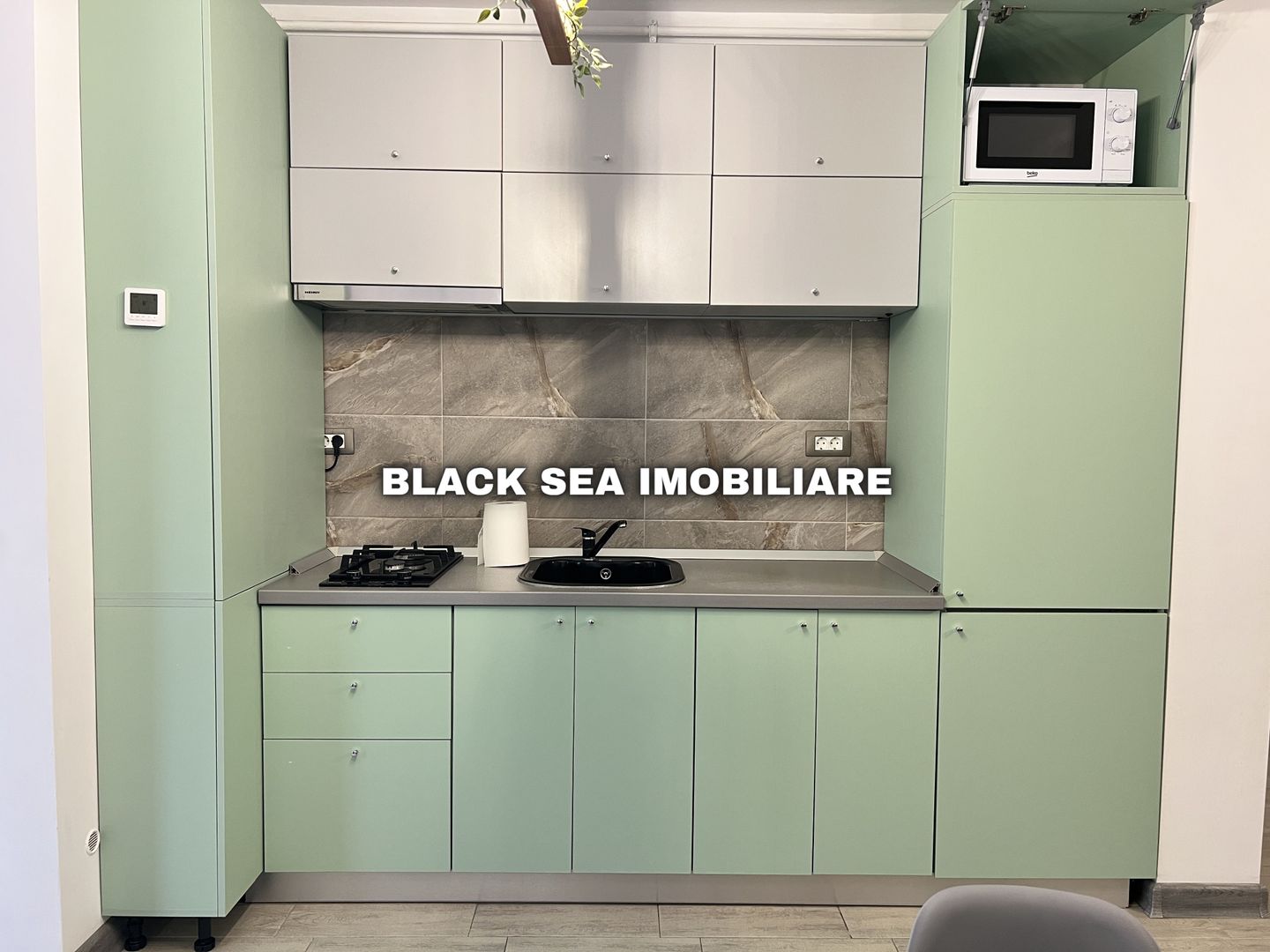 Apartament modern 2 camere in Alezzi Beach Resort Fitness & Spa - Poză 3