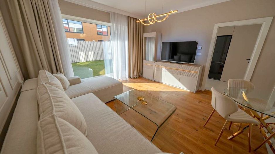 Prima Închiriere I Vilă 3 camere | Pipera Plaza | Curte privată - Poză 1