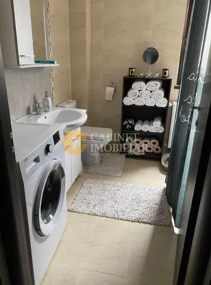 Etaj 1 Apartament 2 camere decomandat mobilat-boxa-loc parcare - Poză 5