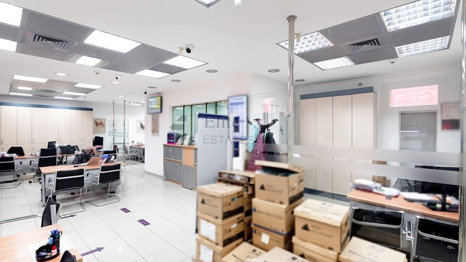 Spatiu pentru birouri ultracentral de inchiriat in Oradea - Poză 12