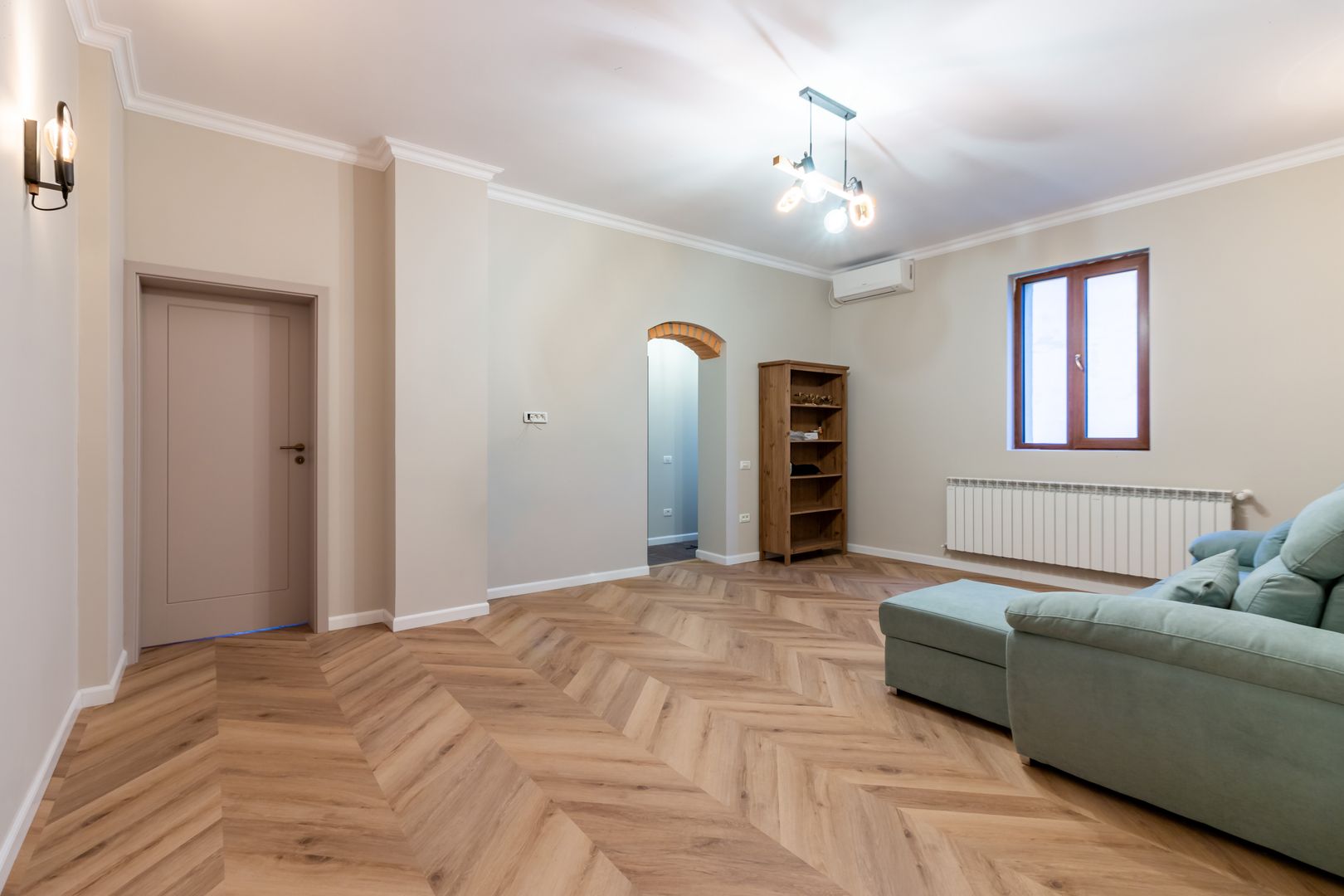 Închiriere 3 camere de lux în vilă, Intrarea în Parcul Carol, 90 mp - Poză 2