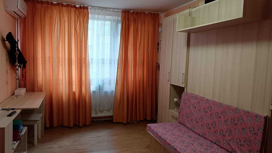 Garsoniera etaj 1, Tiglina 1 - Poză 1