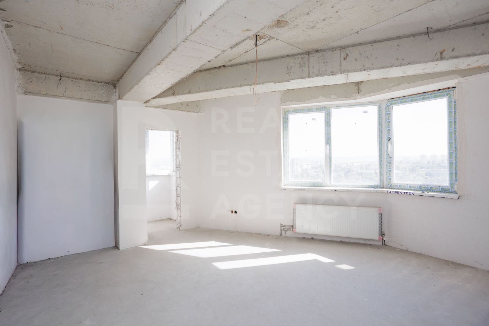 Vânzare, apartament, 3 camere 97 mp, str. Constantin Vârnav - Centru - Poză 11