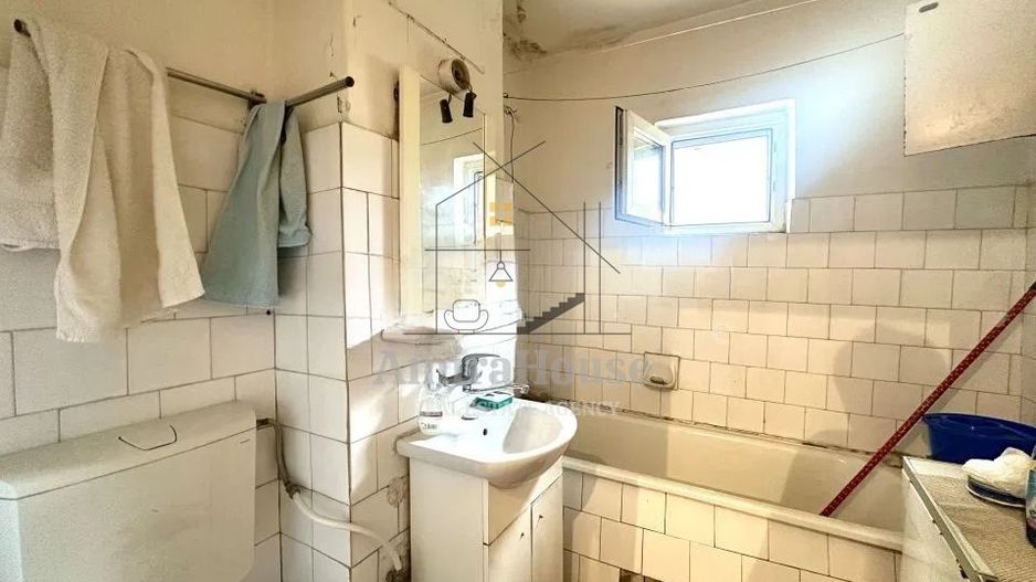 Apartament 2 camere decomandat, etaj 2, str Aurel Vlaicu - Poză 8