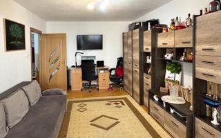 Apartament 3 camere de vânzare | etaj 2 | Bulevardul Traian - Poză 5