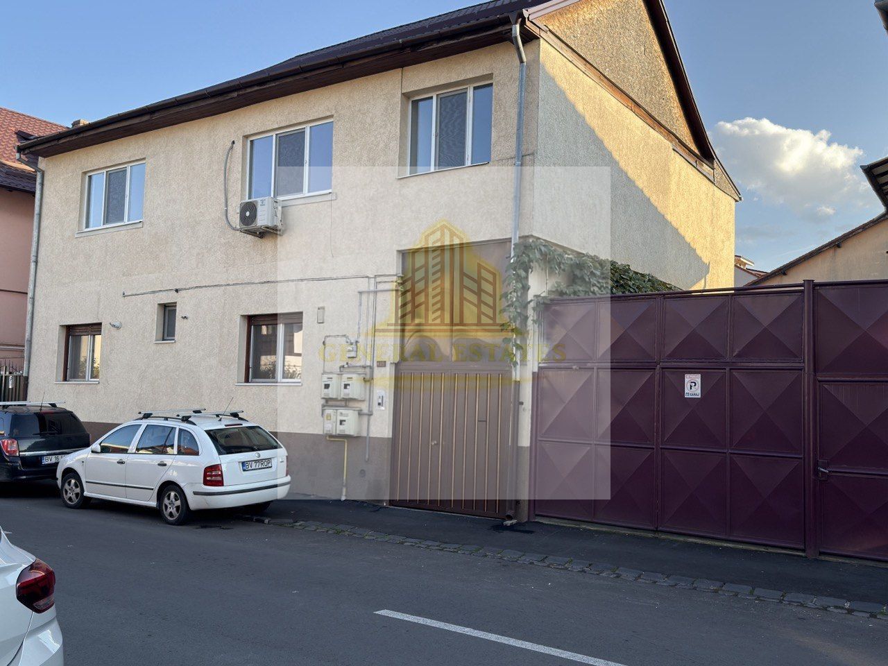 Apartament spatios cu 3 camere - Poză 18