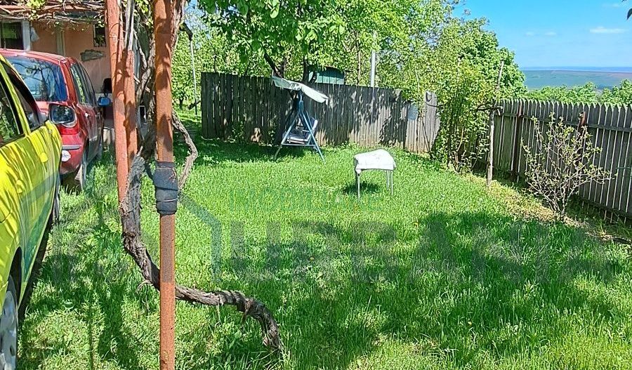 Casă tradițională în sat Bohotin, comuna Răducăneni – 40.000 EUR - Poză 3