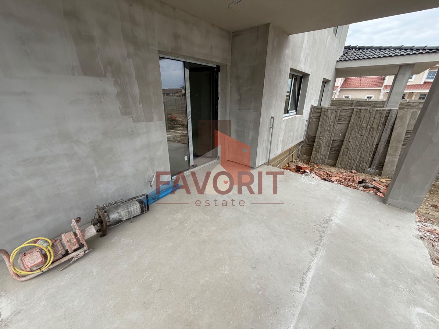 Finisaje la alegere. Asfalt. Pozitie excelenta - Poză 3