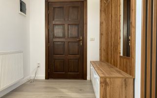 Liniste si confort! Vanzare casa la cheie, luminoasa in Priseaca! - Poză 14