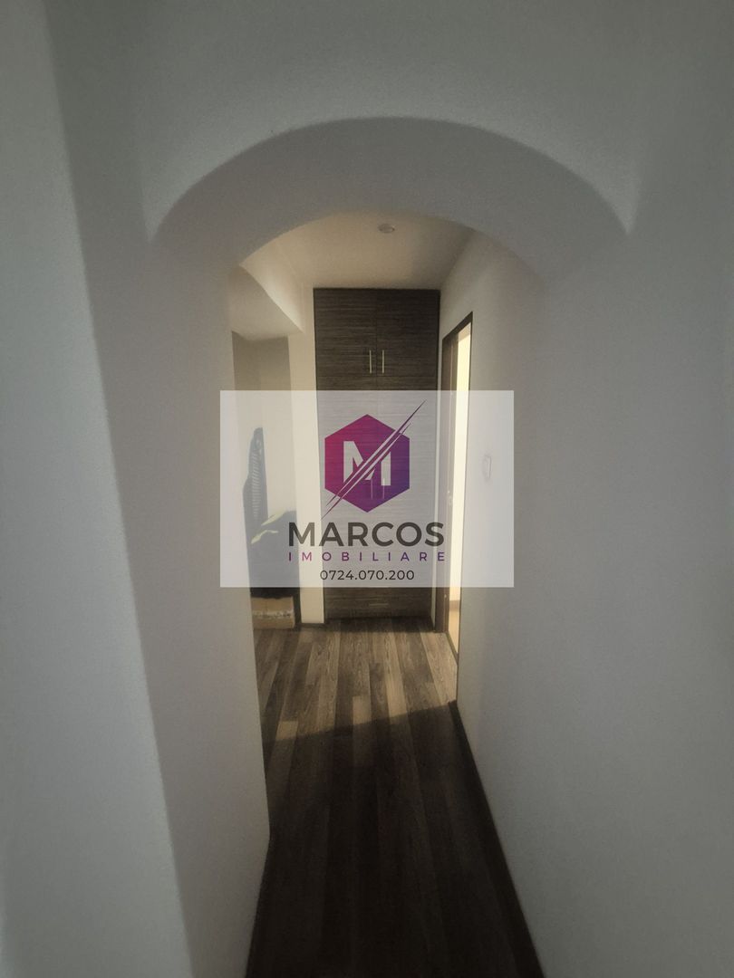 Vand apartament 2 camere Centru - Poză 7