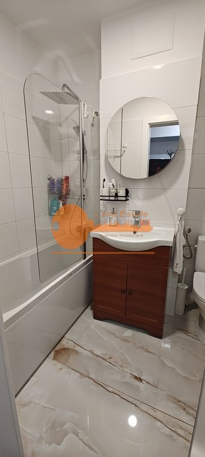 4 camere - 4 Minute de Metrou Lujerului - Poză 7