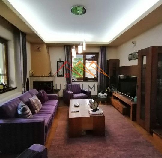 Vila P+E+M, an 2012, 6 camere, ultracentral, finisaje lux, Ploiesti,PH - Poză 2