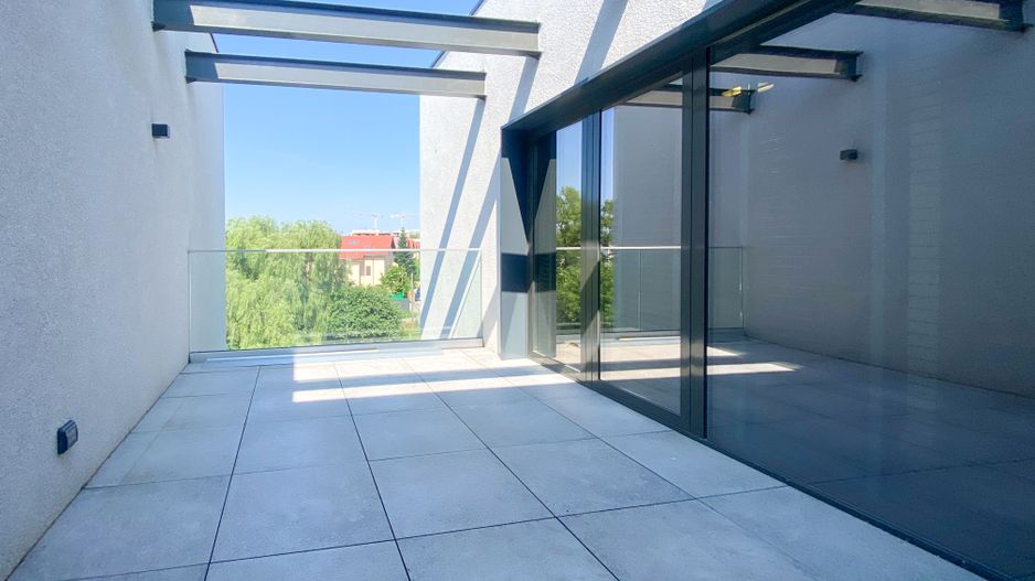 Chirie | Vilă 5 camere 240mp | Curte | Parcare inclusă - Poză 22