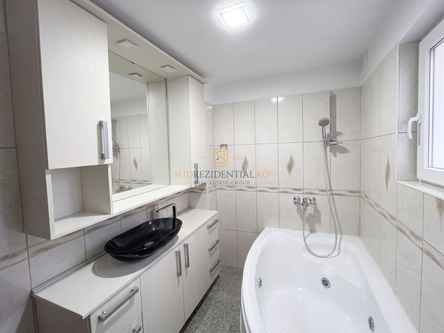 Duplex 3 camere pe 2 niveluri, 2 bai, langa Metrou Aparatorii Patriei - Poză 9