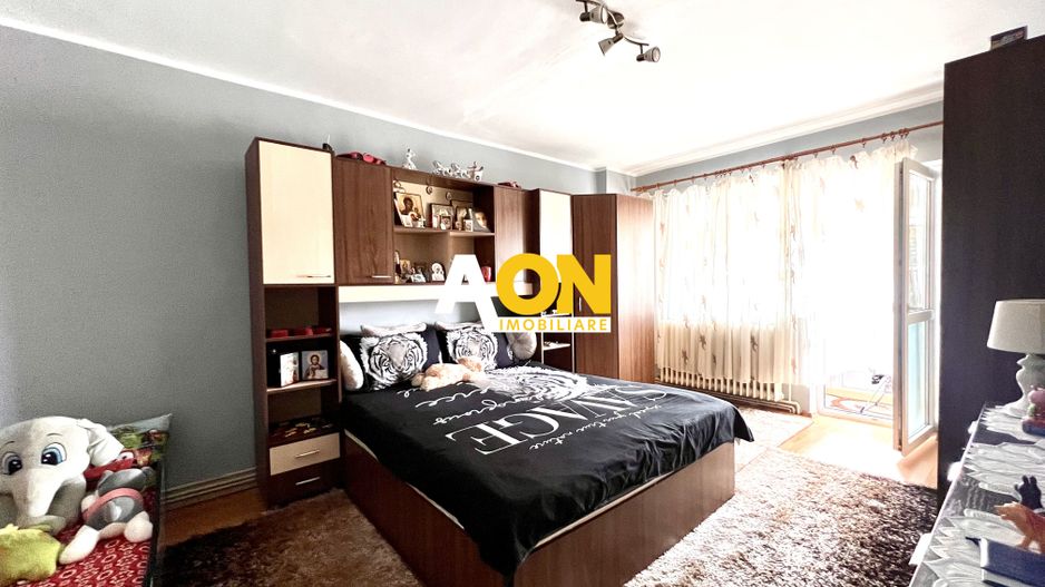 Apartament 4 Camere | Decomandat | 74 mp | Zona Cetate - Poză 2