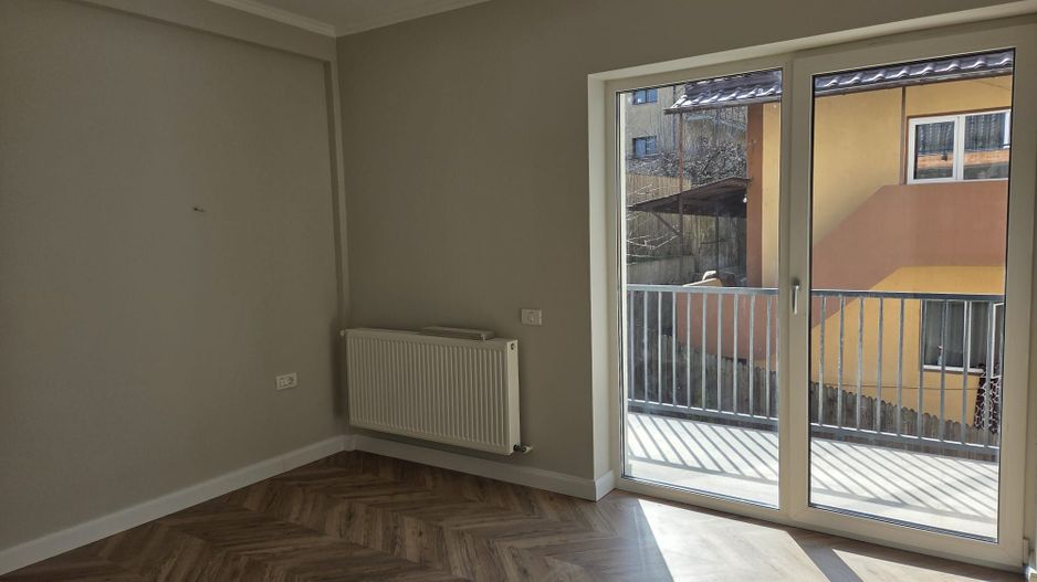 Apartament de vanzare 2 camere semidecomandat -  zona Bere - Pitesti - Poză 10