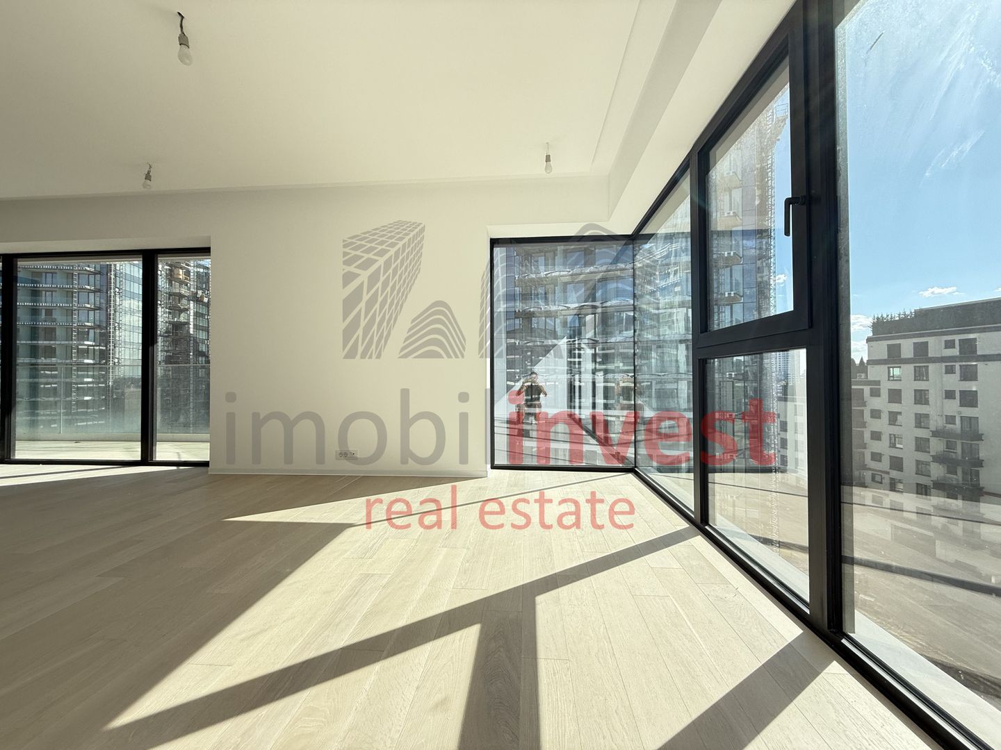 Apartament 4 camere de vanzare One Lake Club - Poză 3