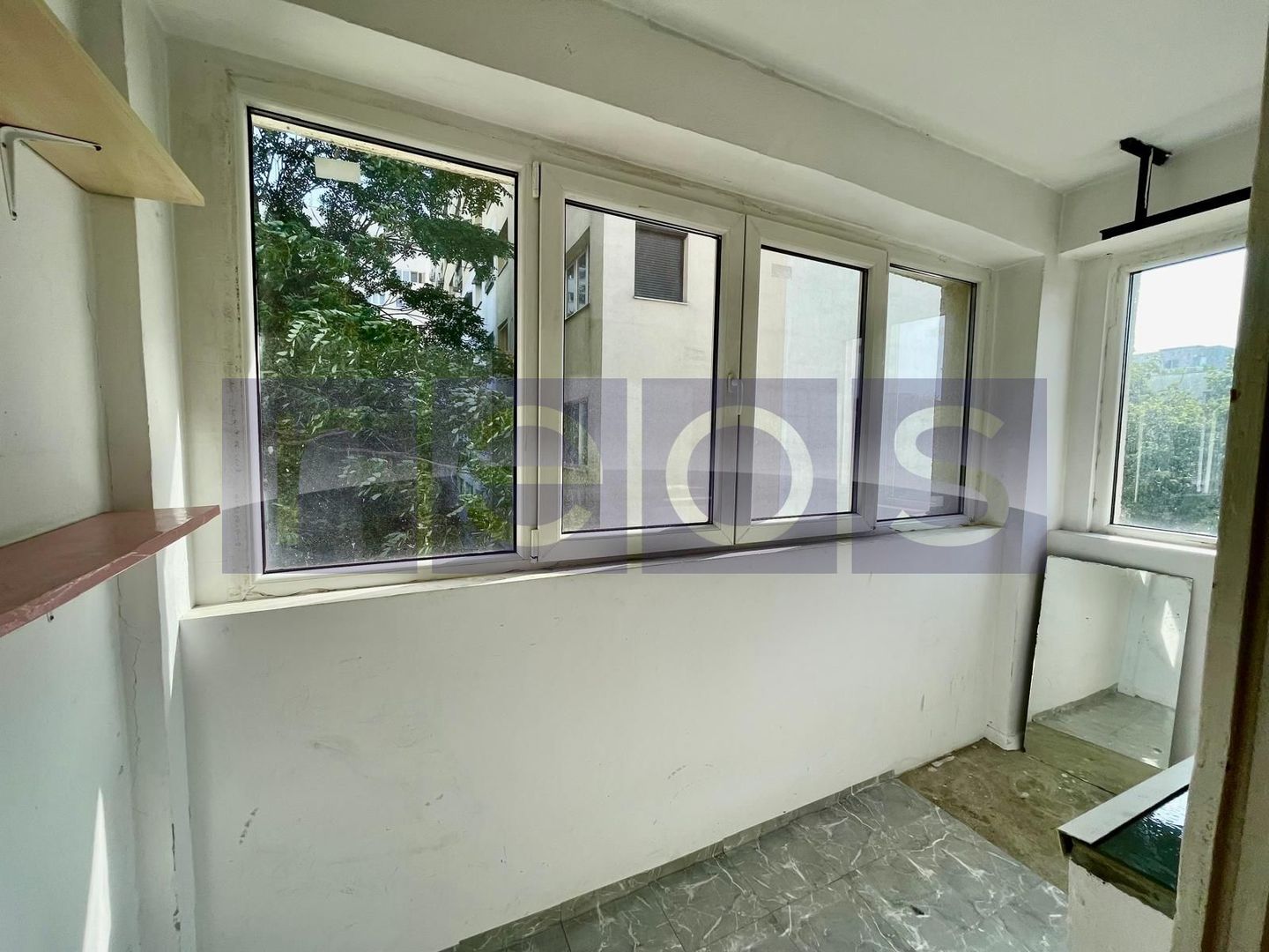 VANZARE APARTAMENT 2 CAMERE DECOMANDAT 51MP OZANA 1 DECEMBRIE 1918 METROU - Poză 2