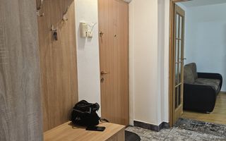 De inchiriat apartament cu 2 camere, etaj 4/4 Piata Centrala, 360 euro - Poză 6