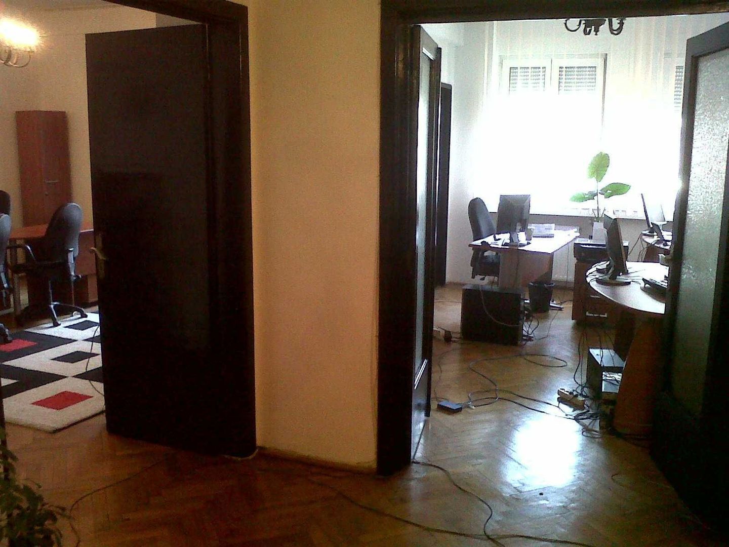 OCAZIE 4 camere Piata Romana 134 mp etaj 2/7 vedere Magheru 169700 EUR - Poză 4