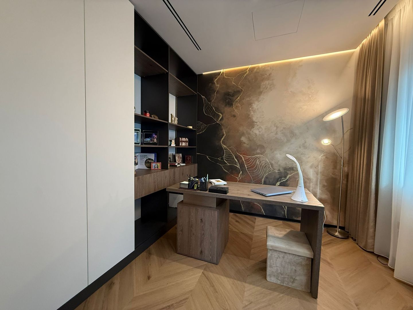 Exclusivitate Absolută în Calea Aradului | Casă High-End Complet Mobilată - Poză 7